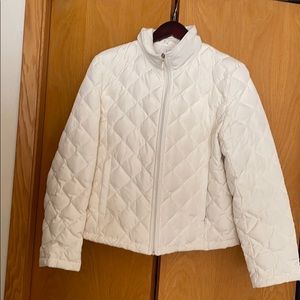 Kenneth Cole Reaction short white down jacket